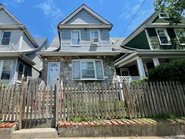 8667 108th Street , Richmond Hill North, NY 11418