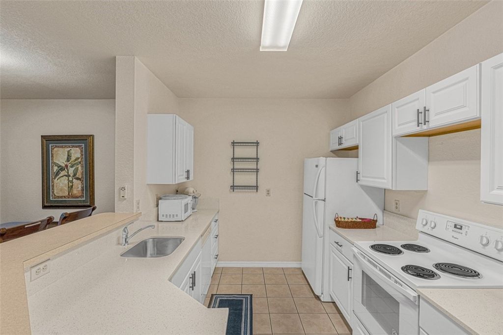 106 SW Peacock Boulevard, Unit 4-102, Port Saint Lucie, FL 34986 Photo