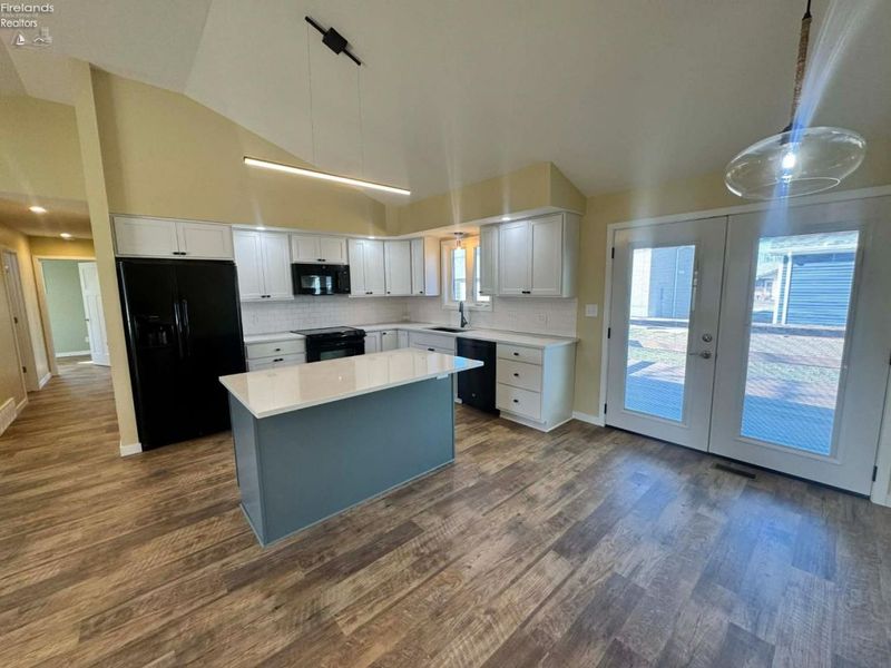 111 Tuscarawas Trail, Sandusky, OH 44870 Photo 11