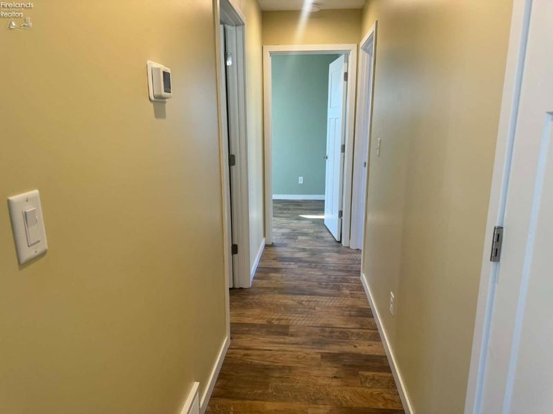 111 Tuscarawas Trail, Sandusky, OH 44870 Photo 19