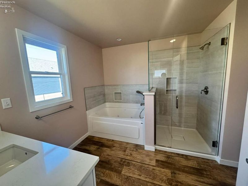 111 Tuscarawas Trail, Sandusky, OH 44870 Photo 25