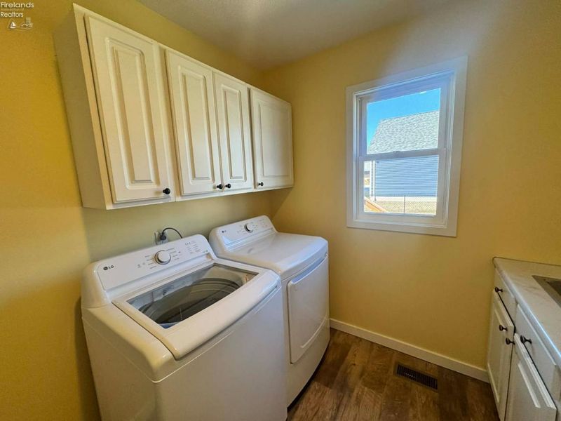 111 Tuscarawas Trail, Sandusky, OH 44870 Photo 30