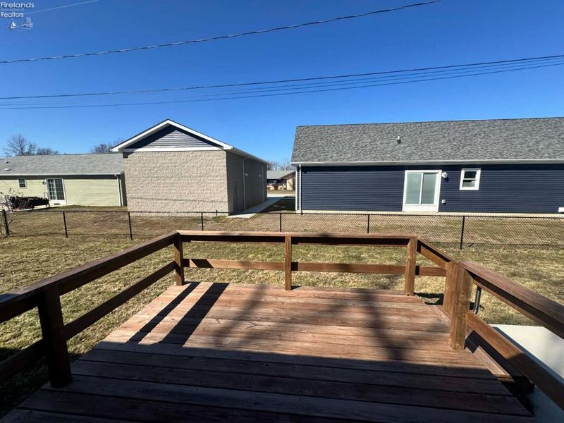 111 Tuscarawas Trail, Sandusky, OH 44870 Photo 32