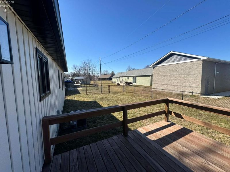 111 Tuscarawas Trail, Sandusky, OH 44870 Photo 33