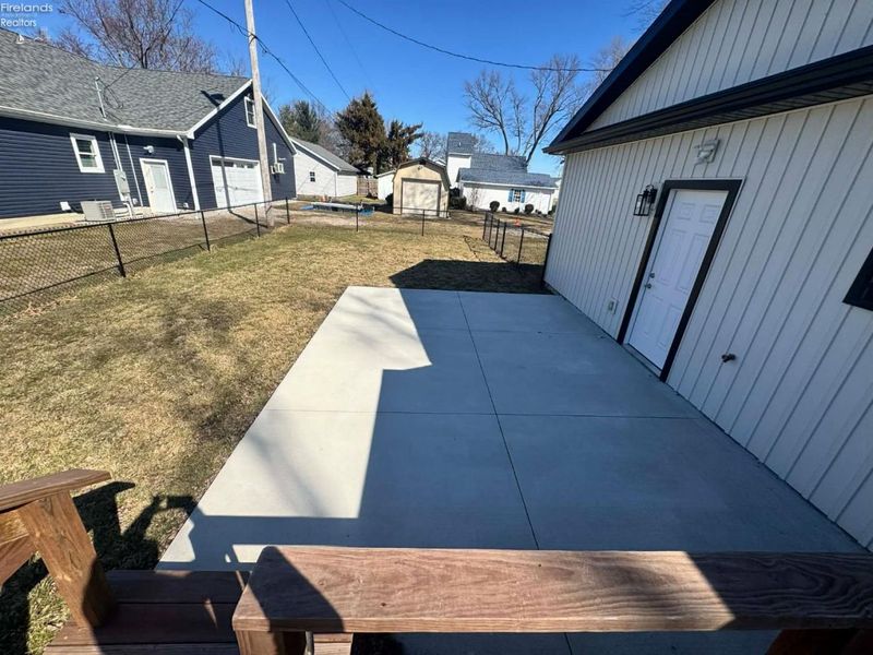 111 Tuscarawas Trail, Sandusky, OH 44870 Photo 35