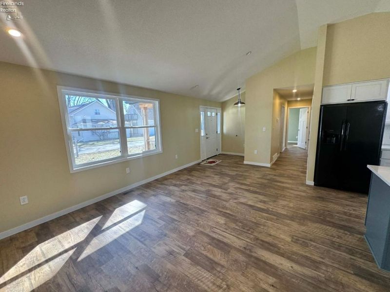 111 Tuscarawas Trail, Sandusky, OH 44870 Photo 6