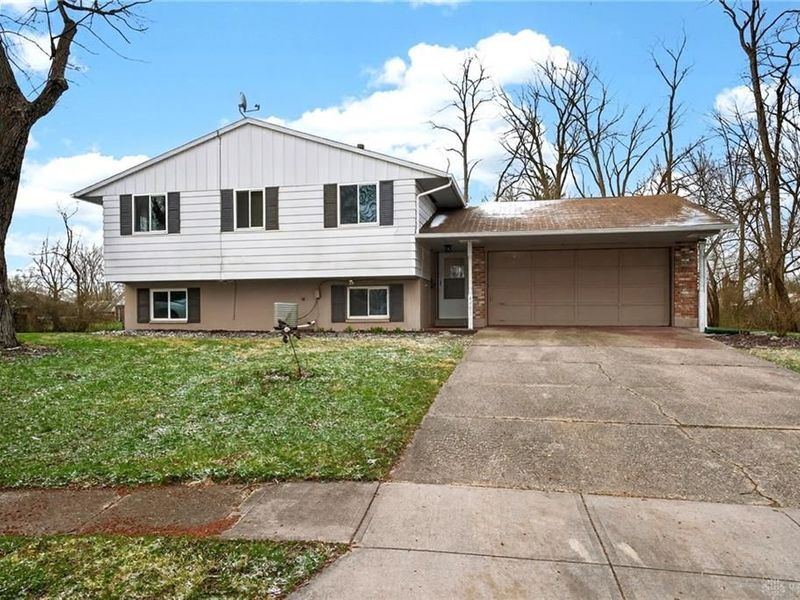 4401 Nowak Avenue, Huber Heights, OH 45424 Photo 1