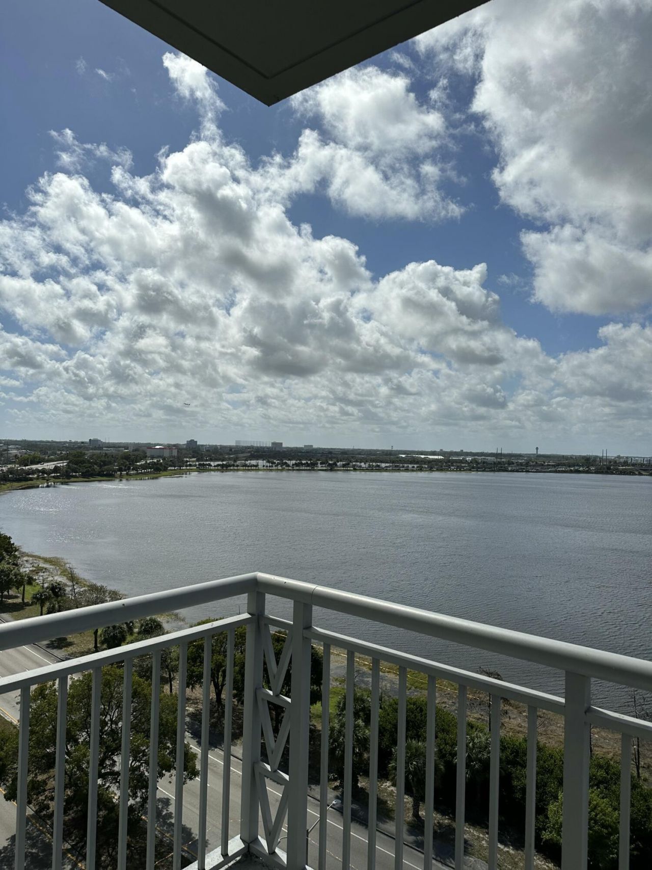 300 S Australian Avenue, Unit 911, West Palm Beach, FL 33401 Photo