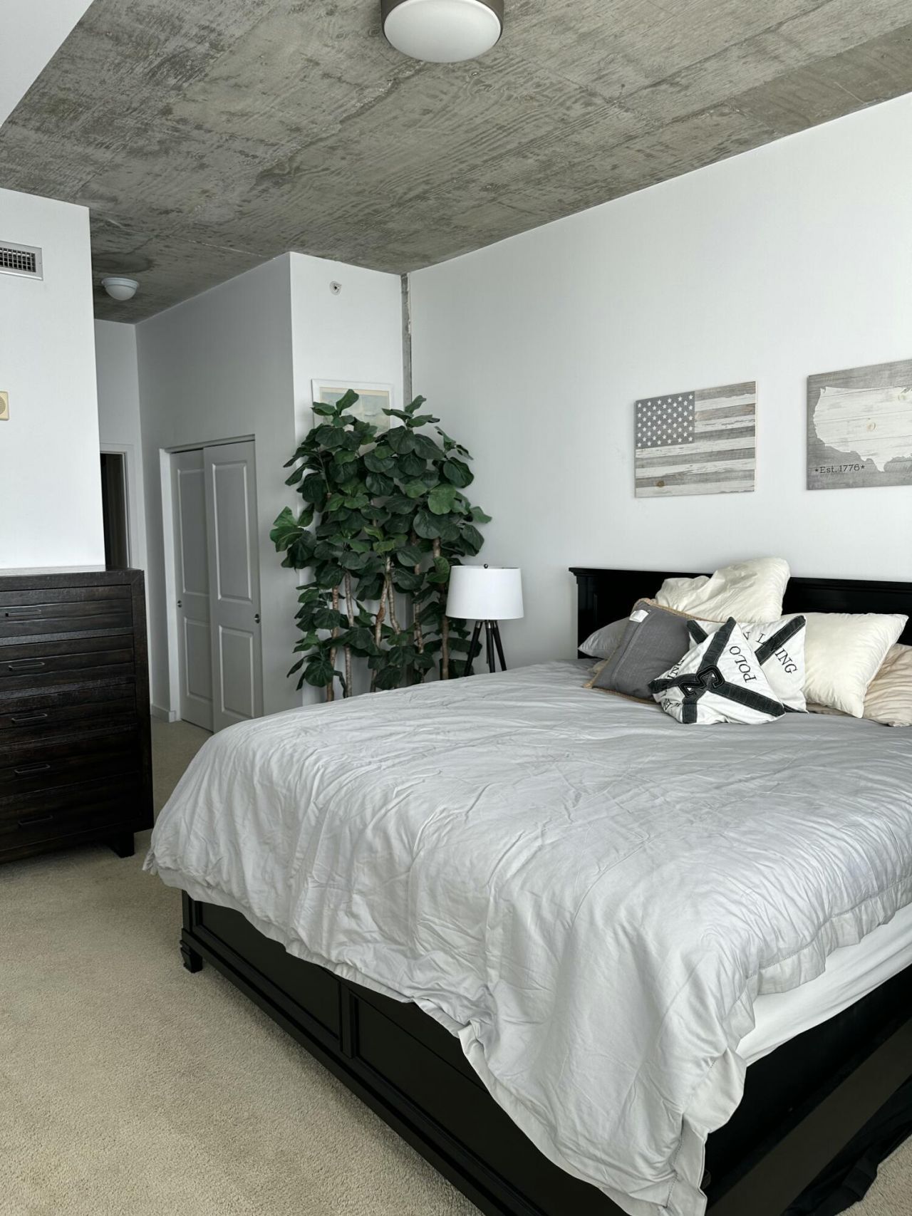 300 S Australian Avenue, Unit 911, West Palm Beach, FL 33401 Photo