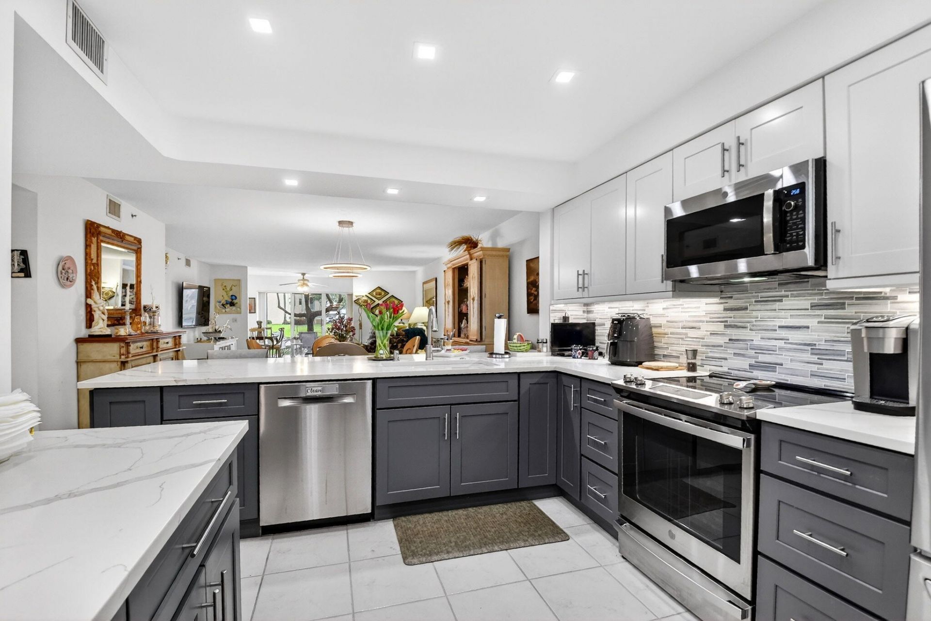 12560 Majesty Circle, Unit 104, Boynton Beach, FL 33437 Photo