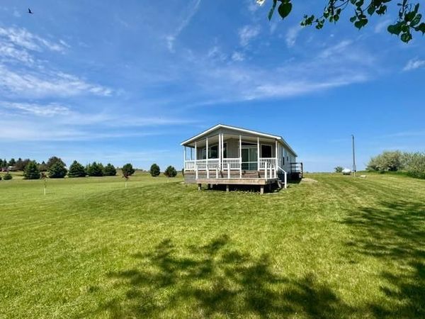 7 Robbins Drive, Tracy, MN 56175