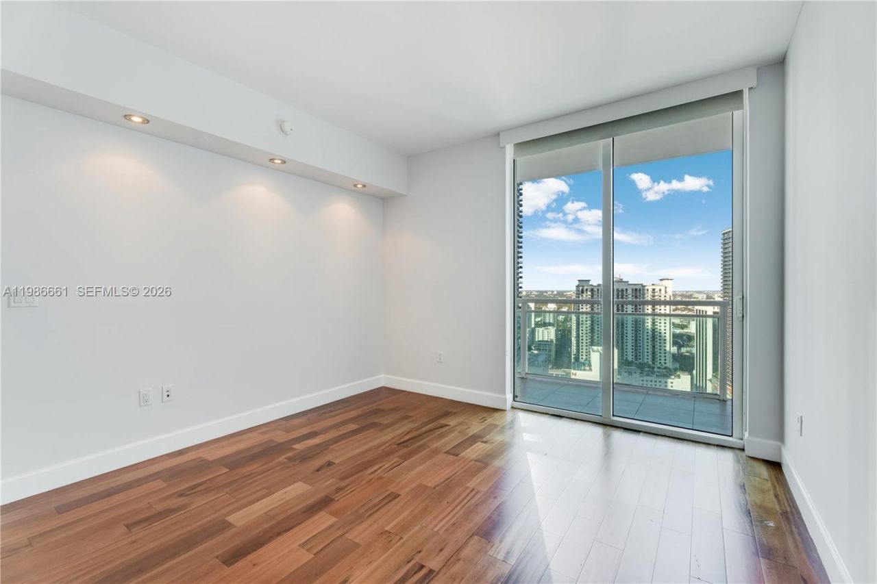 951 Brickell Ave , Unit 3607, Miami, FL 33131 Photo