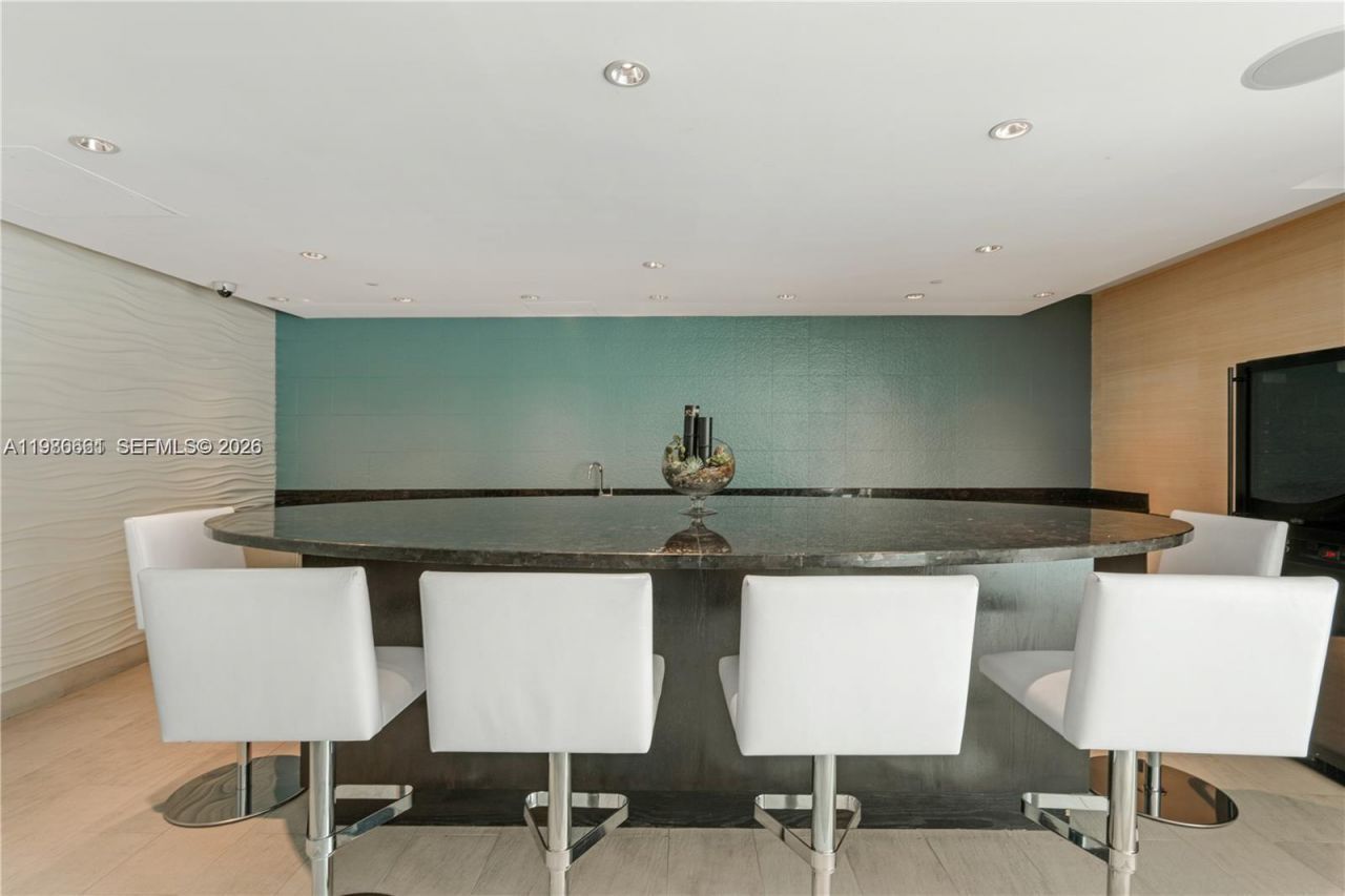 951 Brickell Ave , Unit 3607, Miami, FL 33131 Photo