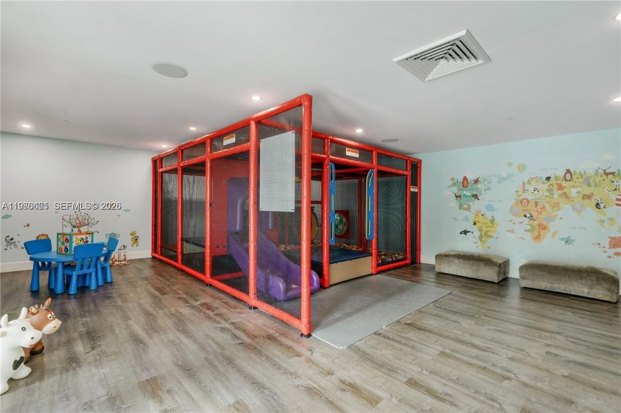 951 Brickell Ave , Unit 3607, Miami, FL 33131 Photo