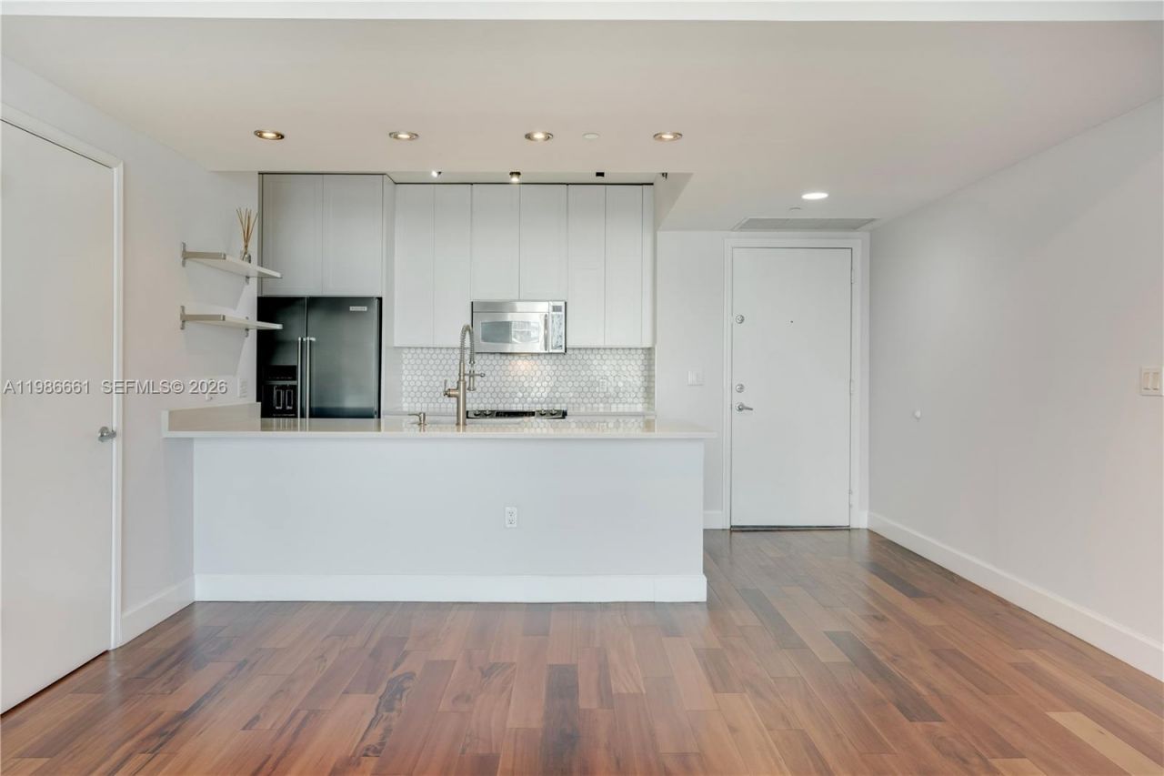 951 Brickell Ave , Unit 3607, Miami, FL 33131 Photo