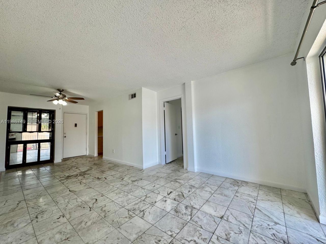 1051 SW 1st St , Unit 212, Miami, FL 33130 Photo