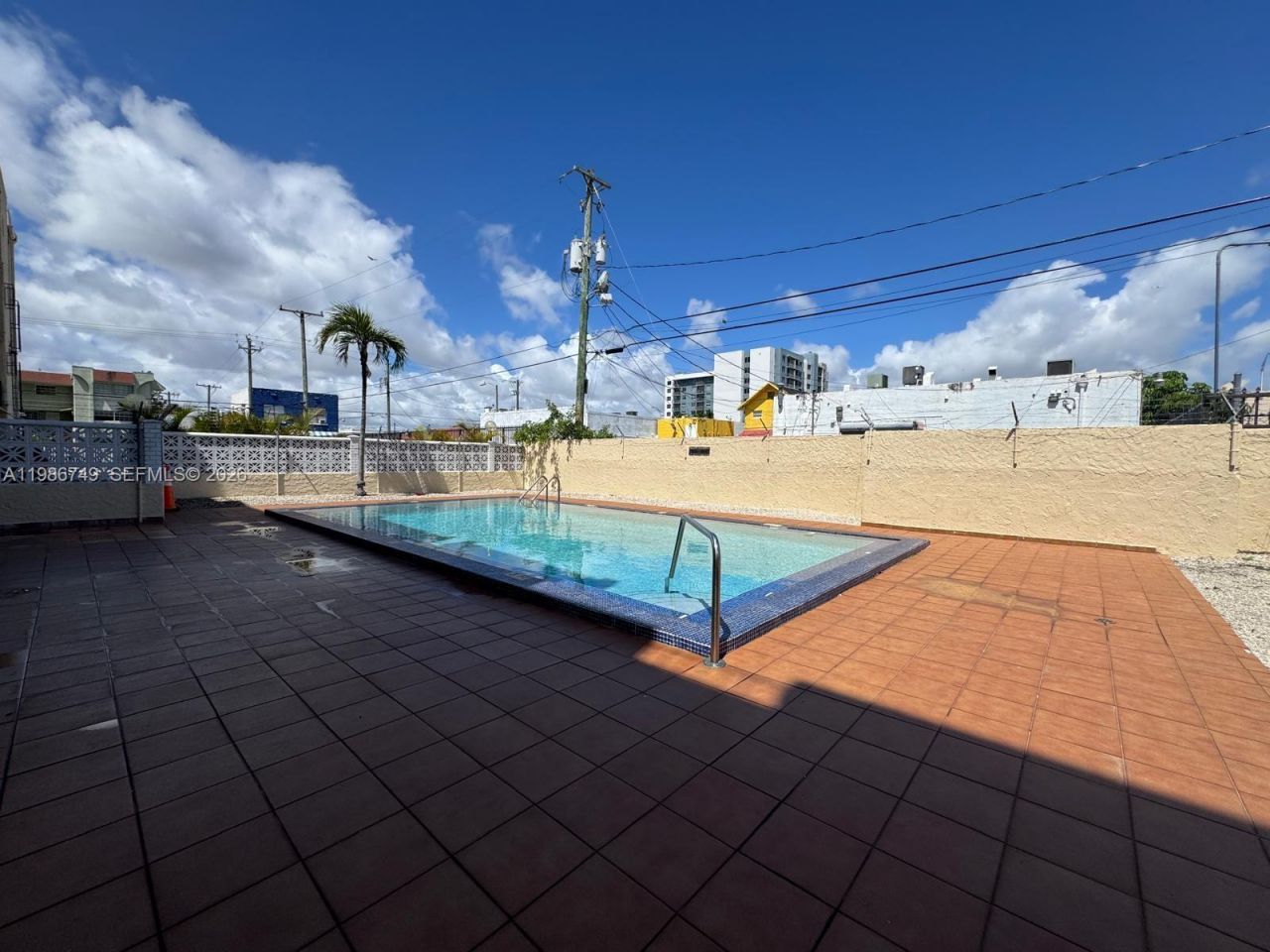 1051 SW 1st St , Unit 212, Miami, FL 33130 Photo