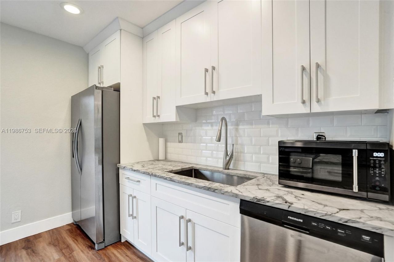 2281 SW 15th St, Fort Lauderdale, FL 33312 Photo