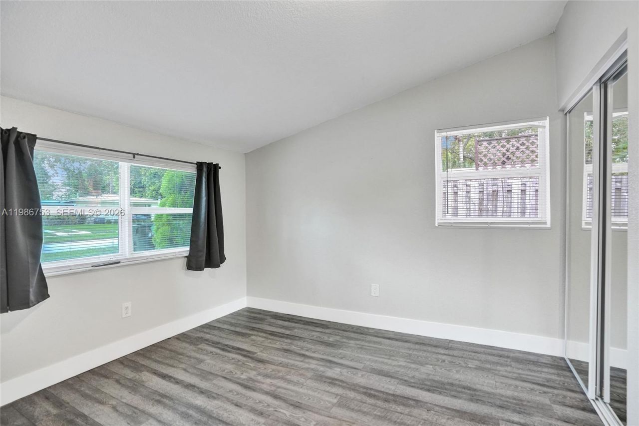 2281 SW 15th St, Fort Lauderdale, FL 33312 Photo