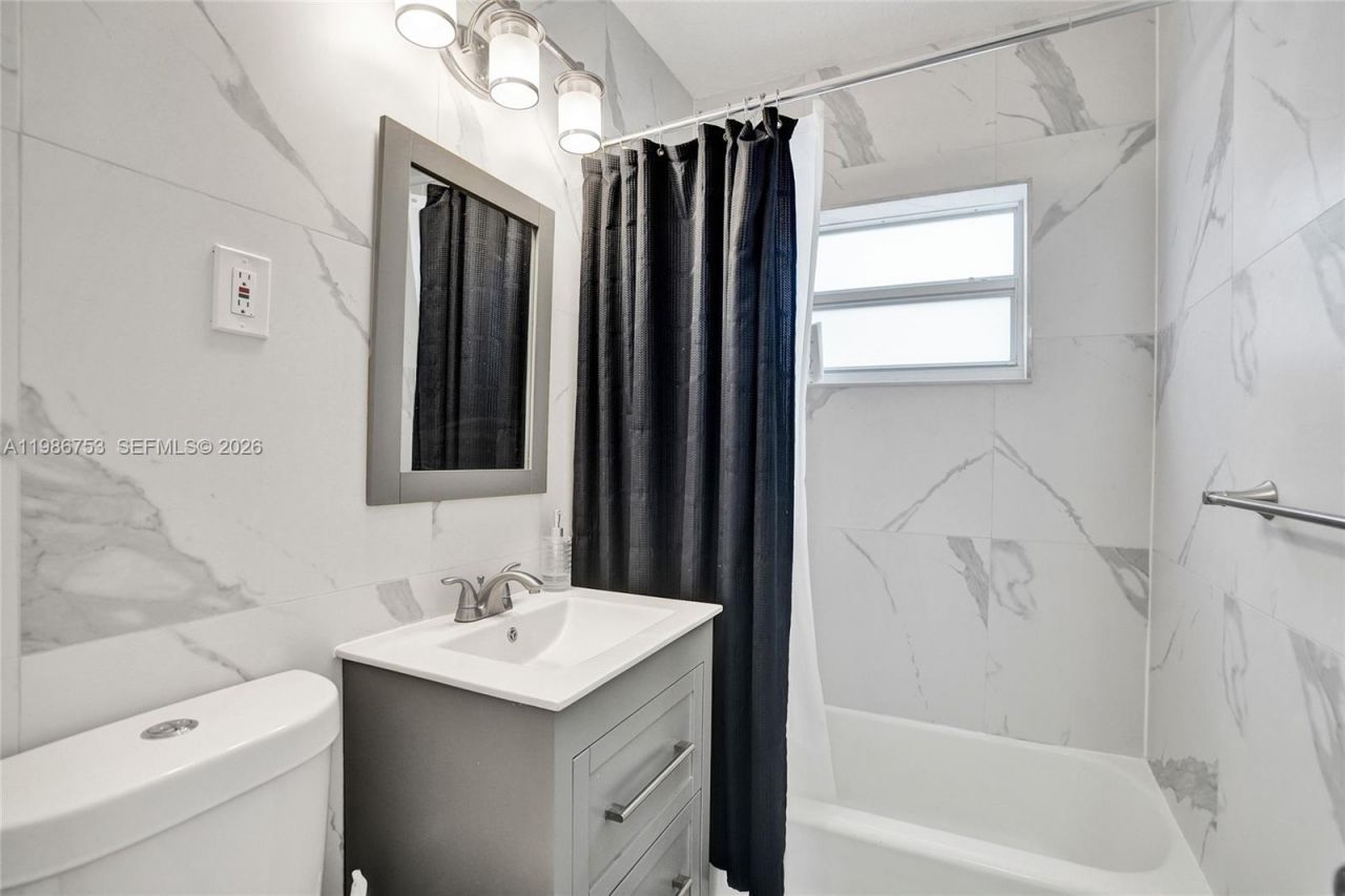 2281 SW 15th St, Fort Lauderdale, FL 33312 Photo