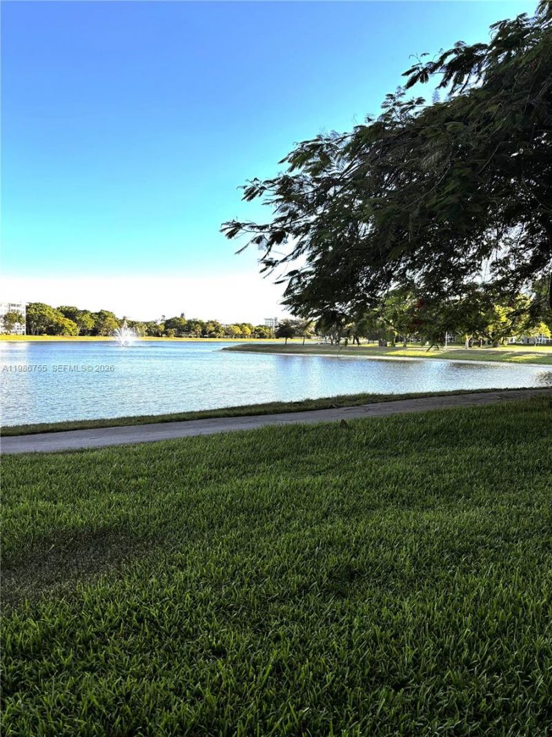 2900 N Course Dr , Unit 107, Pompano Beach, FL 33069 Photo
