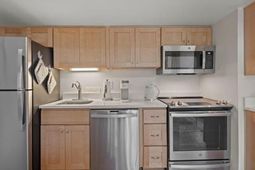 4251 Mariners Watch Drive photo 4