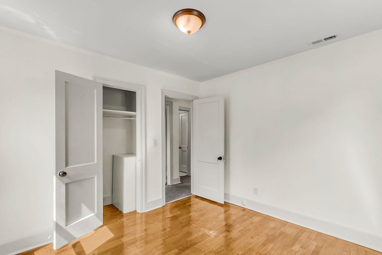 5533 Read Street Photo 13