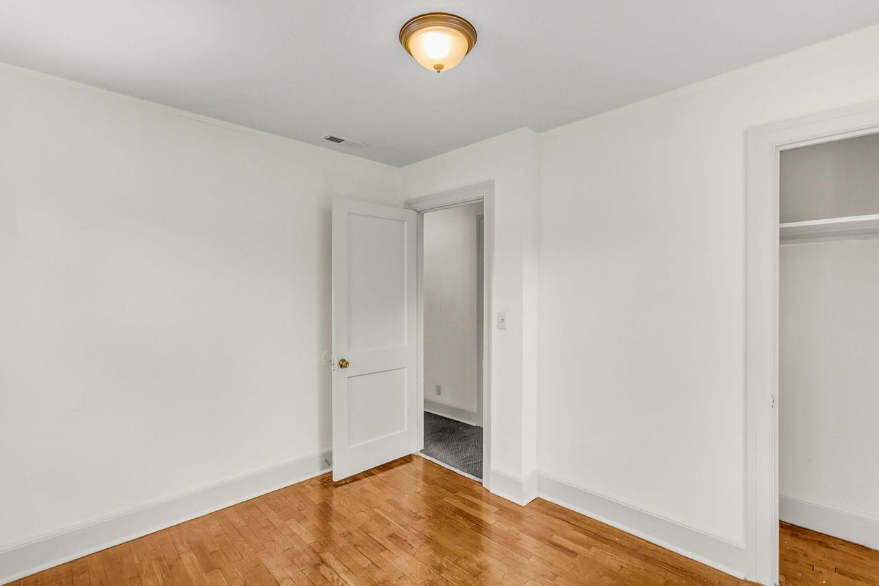 5533 Read Street Photo 15