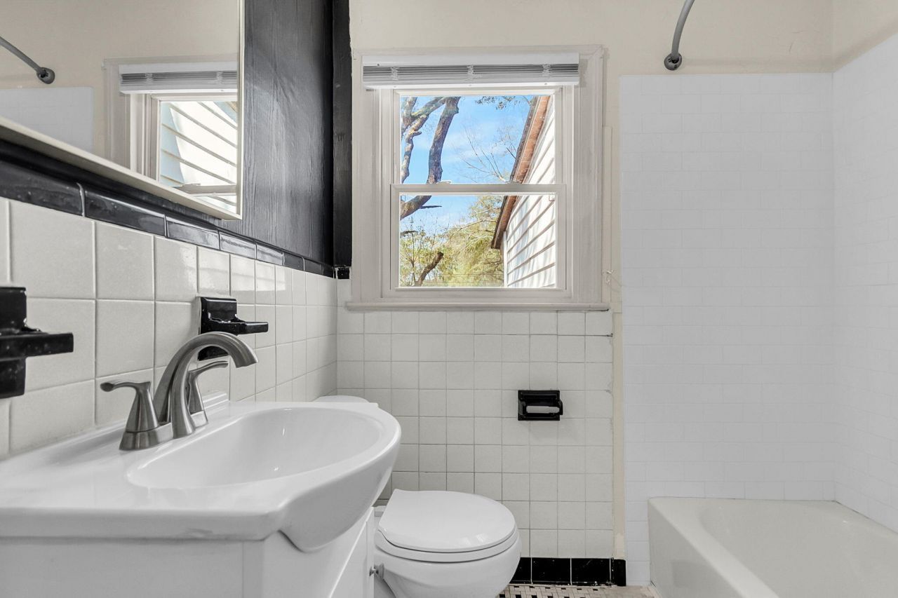 5533 Read Street Photo 16