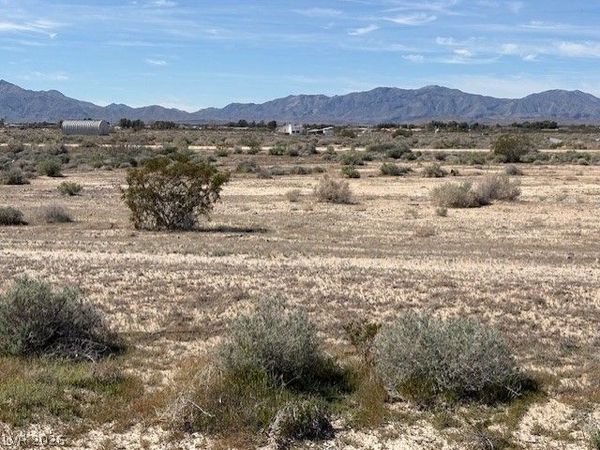 820 N Frontage Road , Pahrump, NV 89060