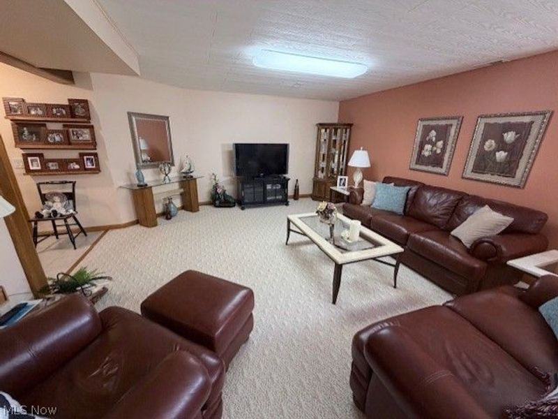 11218 Butternut Lane , North Royalton, OH 44133 Photo 2