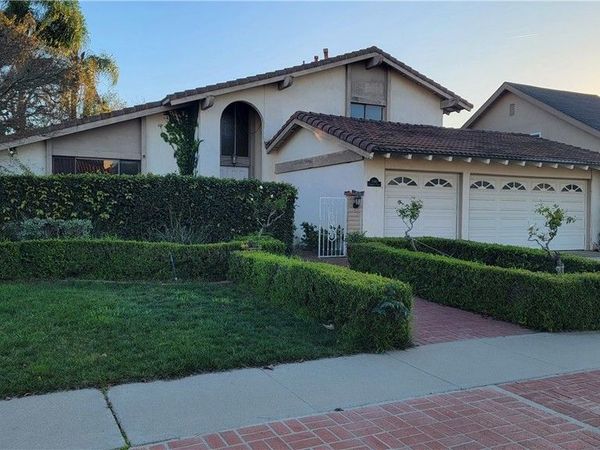 2045 Goldeneye, Costa Mesa, CA 92626