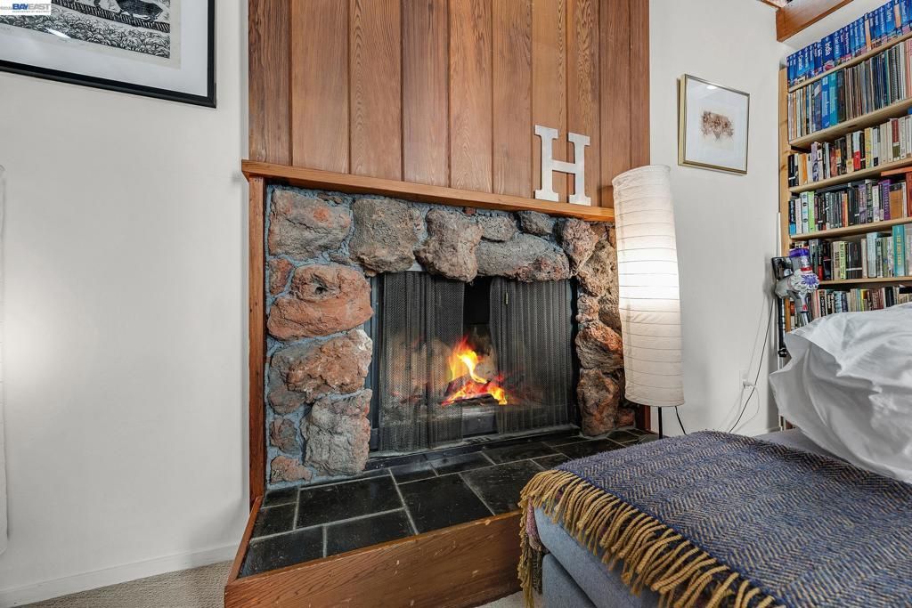 5982 Ascot Dr, Oakland, CA 94611 Main Photo