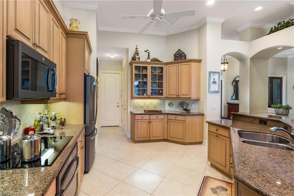 2501 Augusta Dr, Naples, FL 34109 Photo