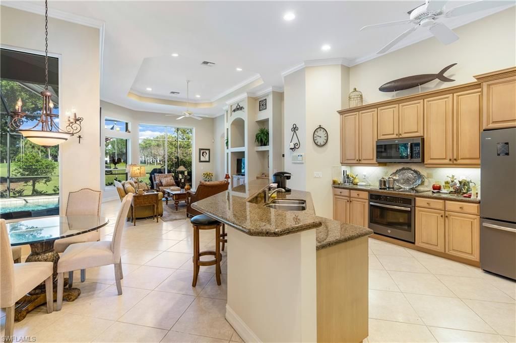 2501 Augusta Dr, Naples, FL 34109 Photo