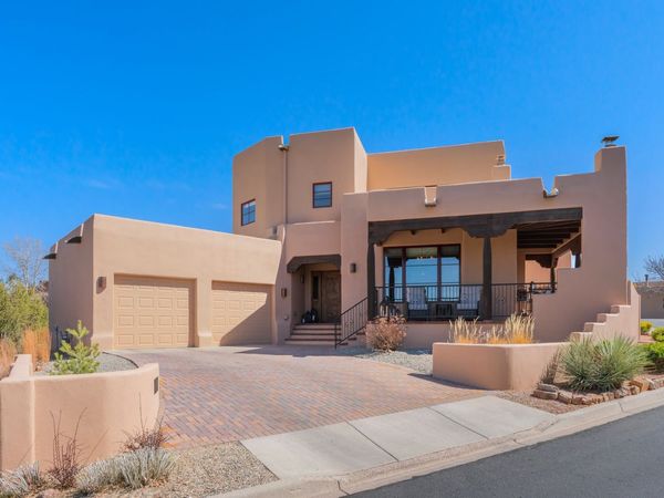 62 Avenida Frijoles, Santa Fe, NM 87507