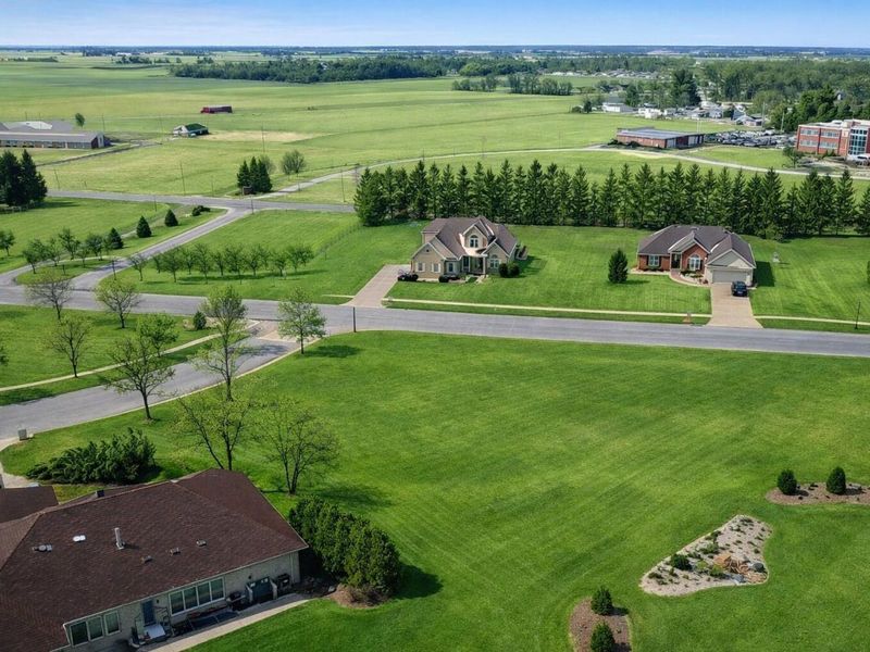 104 Waterford Drive , Bucyrus, OH 44820 Photo 8