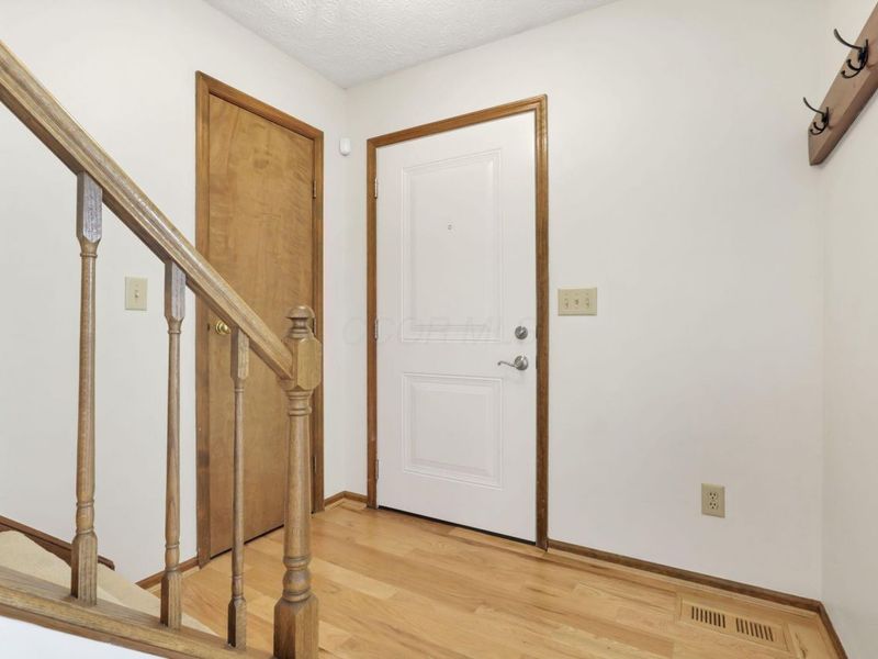 5500 Rushden Drive, Columbus, OH 43230 Photo 30