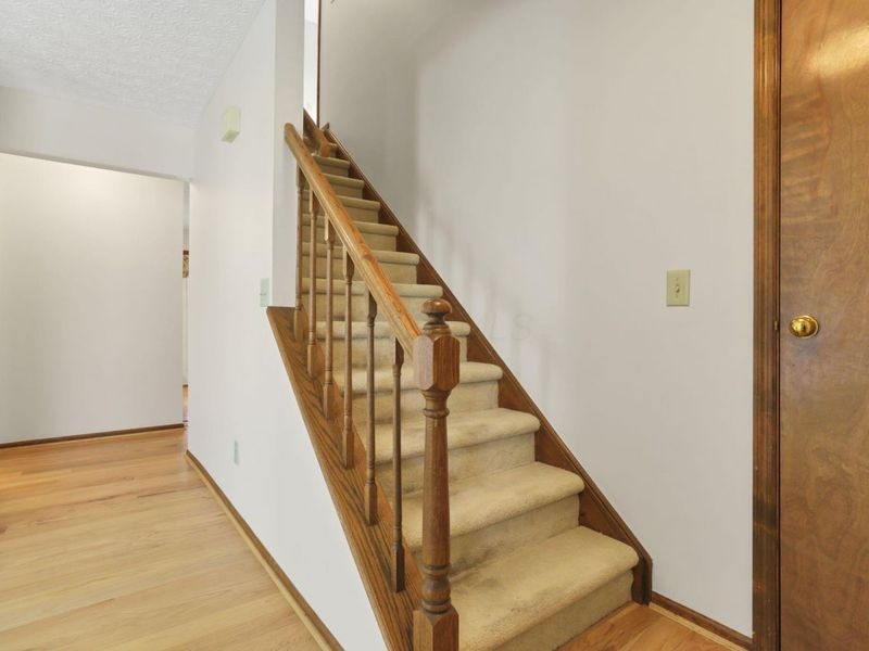 5500 Rushden Drive, Columbus, OH 43230 Photo 31