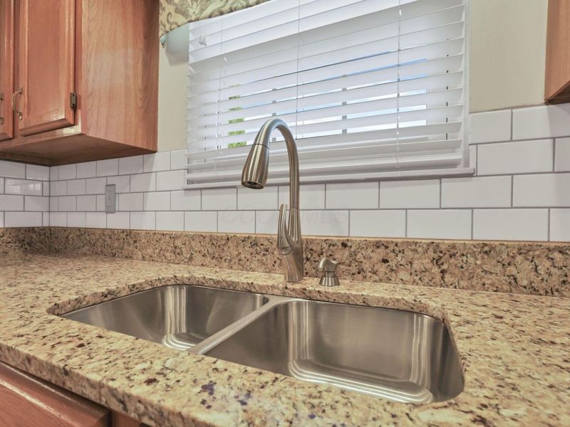 5500 Rushden Drive, Columbus, OH 43230 Photo 42