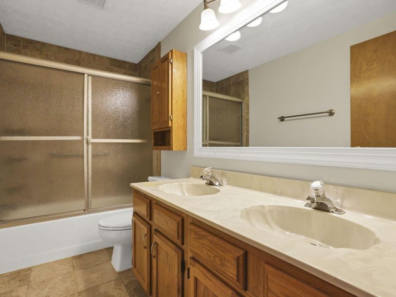 5500 Rushden Drive, Columbus, OH 43230 Photo 59