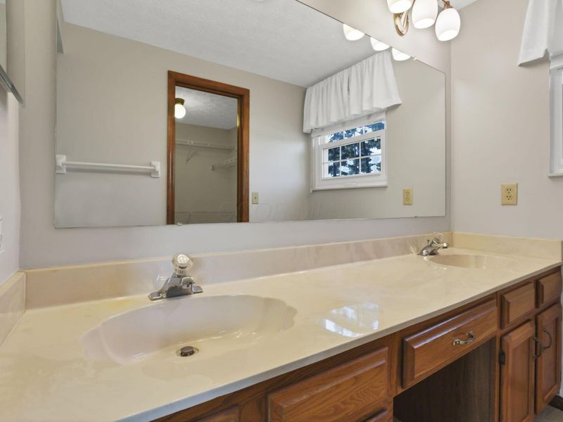 5500 Rushden Drive, Columbus, OH 43230 Photo 59