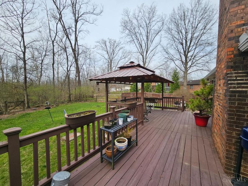 5425 Willow Run Lane, Milford, OH 45150 Photo 11