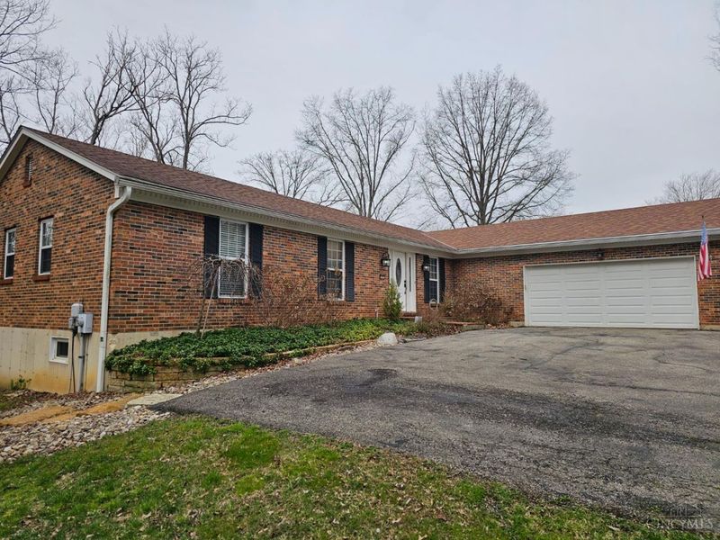 5425 Willow Run Lane, Milford, OH 45150 Photo 6