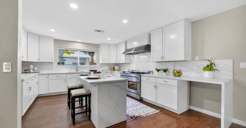 4971 Michele Ln, Sacramento, CA 95822 Photo