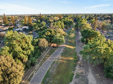 4971 Michele Ln, Sacramento, CA 95822 Photo