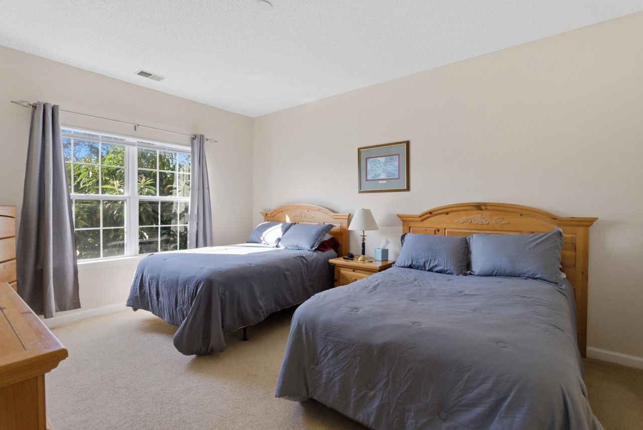 4528 Girvan Dr.  Photo 14