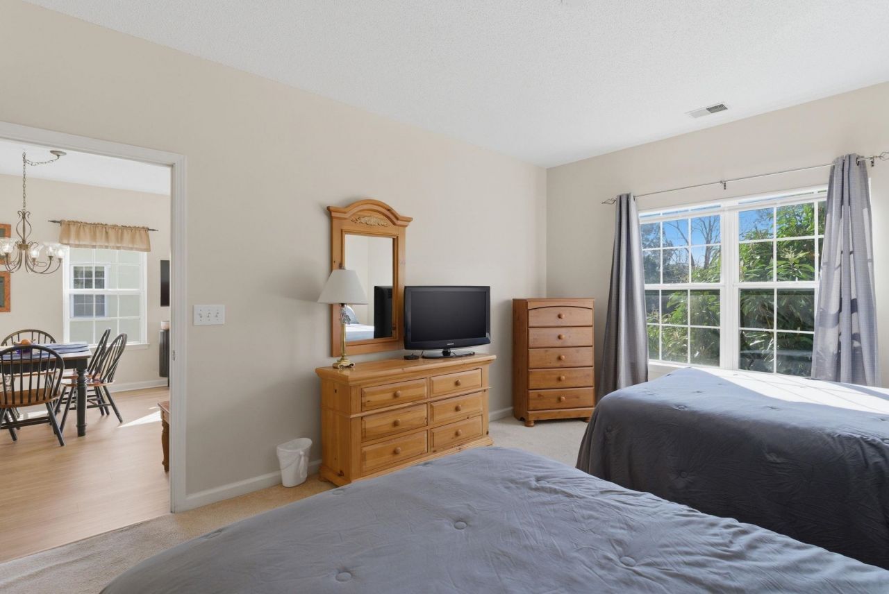 4528 Girvan Dr.  Photo 16