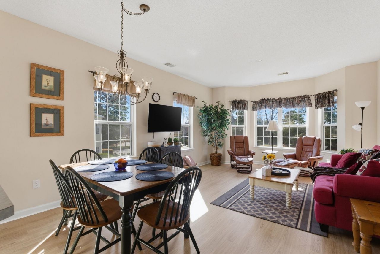 4528 Girvan Dr.  Photo 24