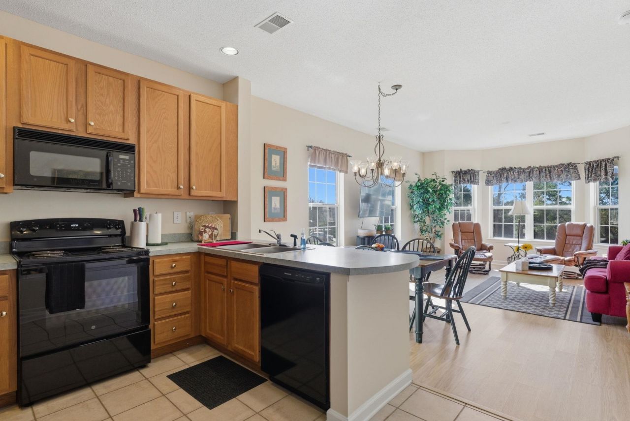 4528 Girvan Dr.  Photo 26